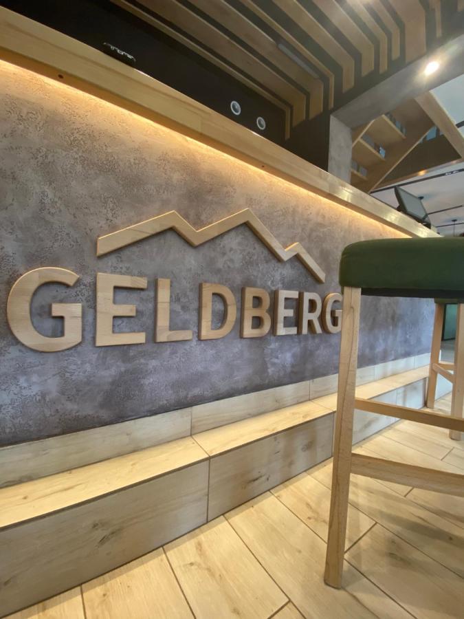Отель Geldberg Татаров Экстерьер фото